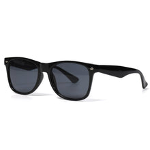 Lightweight vintage sunglasses