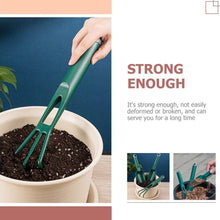 Garden trowel, heavy-duty, for potting and digging, mini hand tool.