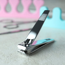 Stainless steel nail cutter, smooth curved edges, detailed view