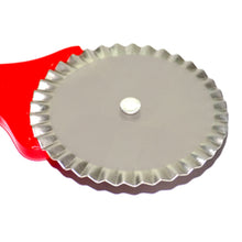 Durable curly cutter for pizzas, pastries, and more.