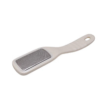 Foot corn remover with easy-to-use design.