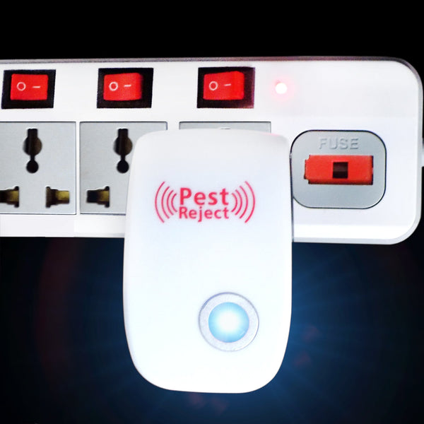 Ultrasonic pest repeller for rats, cockroaches, and mosquitoes