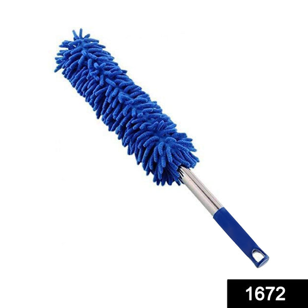 Flexible microfiber cleaning duster